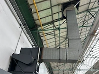 Metalen werktafel met inhoud - afbeelding 13 van  17