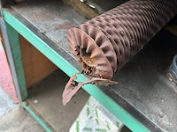 Metalen werktafel met inhoud - afbeelding 17 van  17