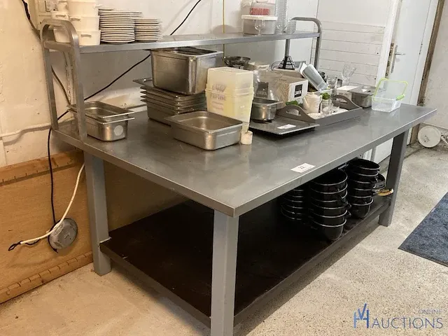Metalen werktafel - afbeelding 1 van  4