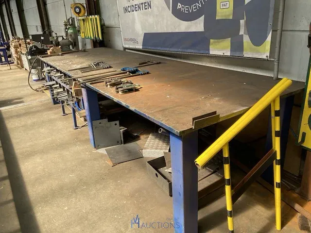 Metalen werktafel - afbeelding 2 van  3