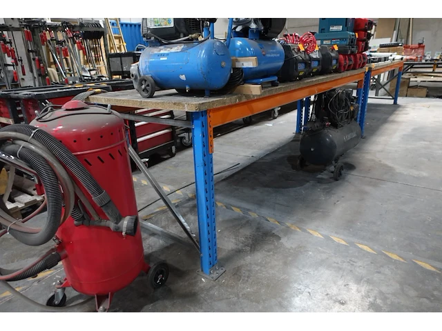 Metalen werktafel - afbeelding 2 van  3