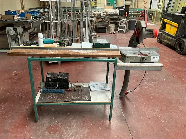 Metalen werktafel - afbeelding 1 van  8