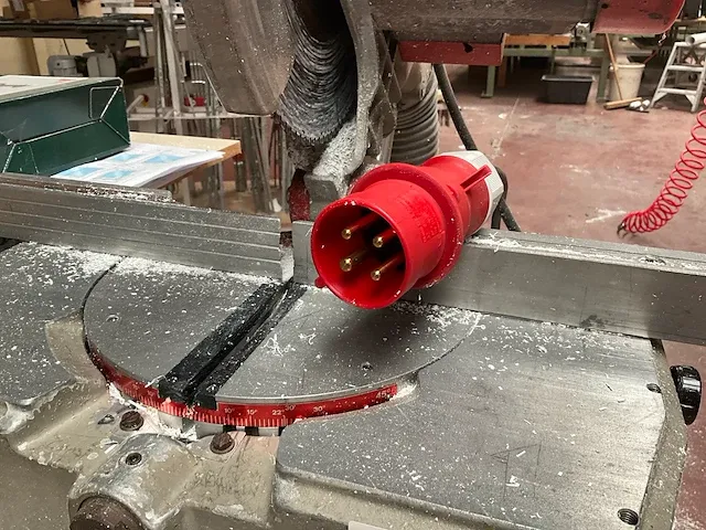 Metalen werktafel - afbeelding 7 van  8