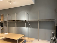 Metalen winkel inrichting / metalen wandrekken - afbeelding 7 van  7