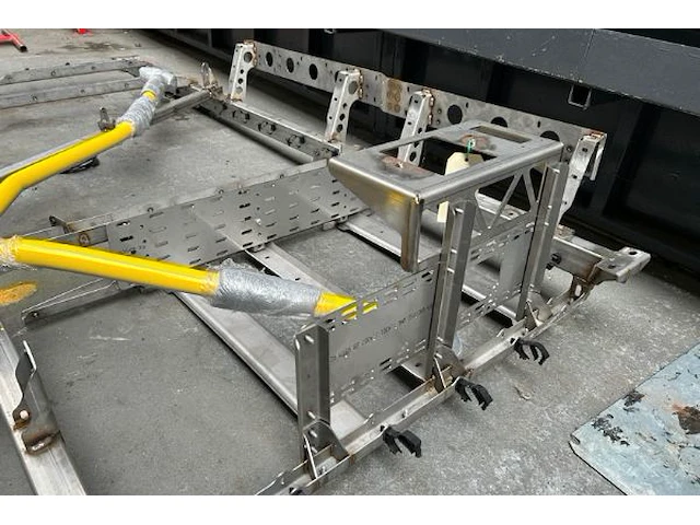 Metalen - afbeelding 3 van  8