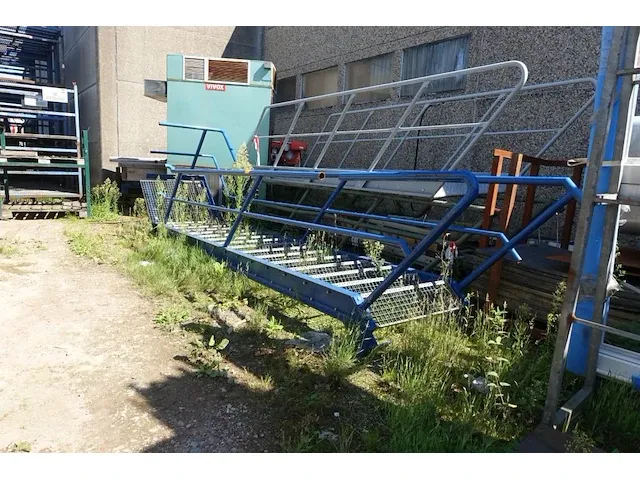 Metalen/galva trap - afbeelding 3 van  3