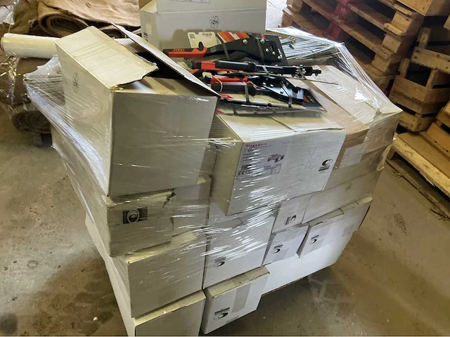 Metalstud hulpstukken - afbeelding 2 van  4