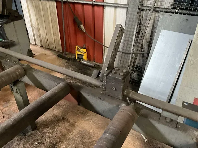 Metora hme405 bandzaagmachine - afbeelding 13 van  26