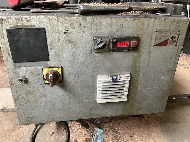 Metora hme405 bandzaagmachine - afbeelding 21 van  26