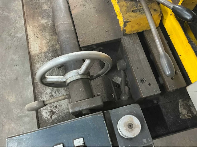 Metora mb 330/1 metalen horizontale bandzaagmachine - afbeelding 11 van  13