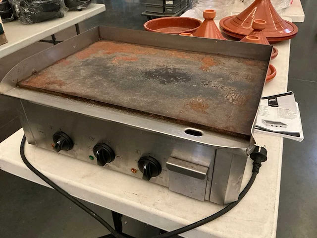 Metro geg 2001 grill- en bakplaat - afbeelding 1 van  6