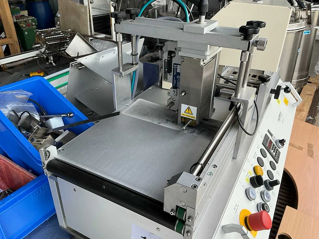 Metronic uda 150s gelegenheidsmachine - afbeelding 6 van  10