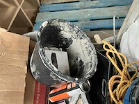Metserskuip met inhoud (2x) - afbeelding 4 van  7