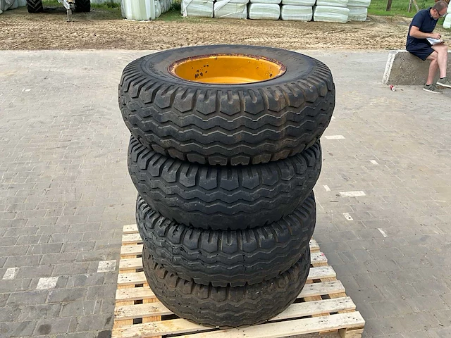 Metzeler 4 banden op velg - afbeelding 2 van  7