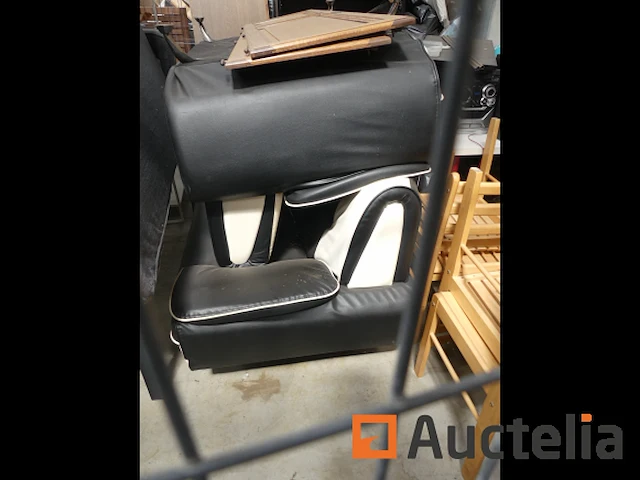 Meubels en consumptiegoederen (beslag) - afbeelding 3 van  5