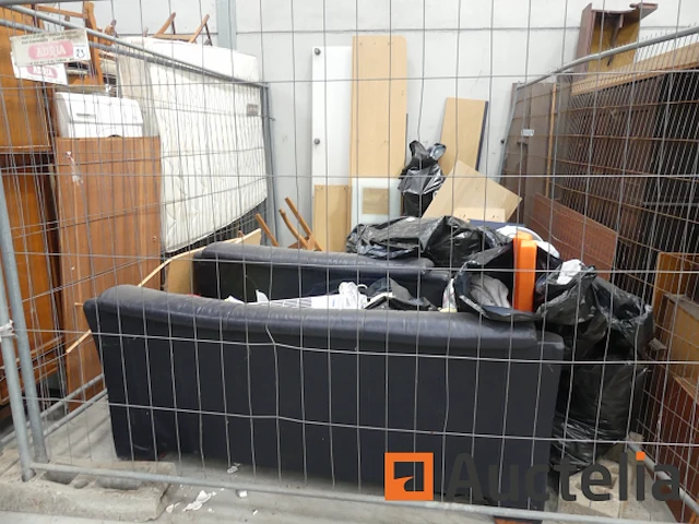 Meubels en consumptiegoederen (beslag) - afbeelding 2 van  5