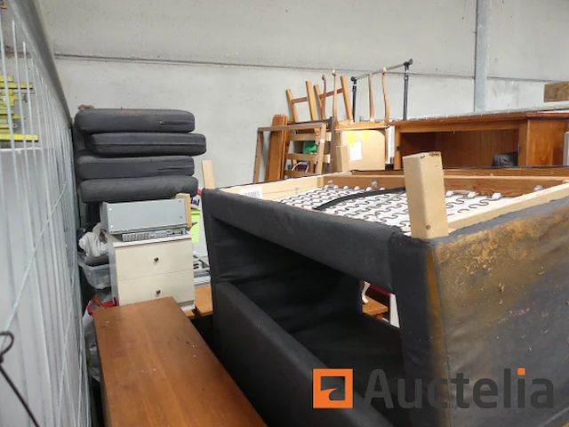 Meubels en consumptiegoederen (beslag) - afbeelding 3 van  4