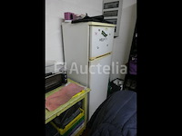 Meubilair en diverse inhoud van het pand - afbeelding 2 van  5