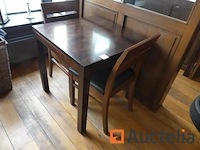 Meubilair; tafels en stoelen - afbeelding 1 van  7