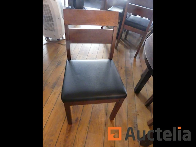 Meubilair; tafels en stoelen - afbeelding 6 van  7