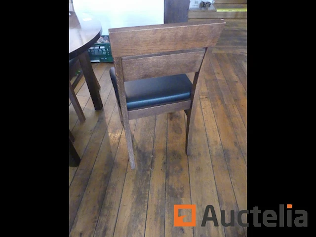 Meubilair; tafels en stoelen - afbeelding 7 van  7