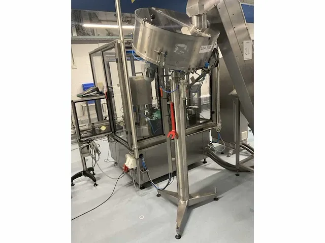 Mewes gkv-kombi flacon afsluitmachine - afbeelding 8 van  18