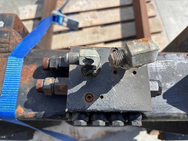 Meyer - 1986 - 3-0504 - overige intern transport - afbeelding 5 van  6