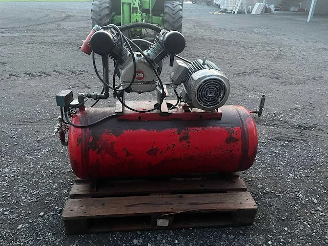 Mez ap112m-25 luchtcompressor - afbeelding 1 van  9