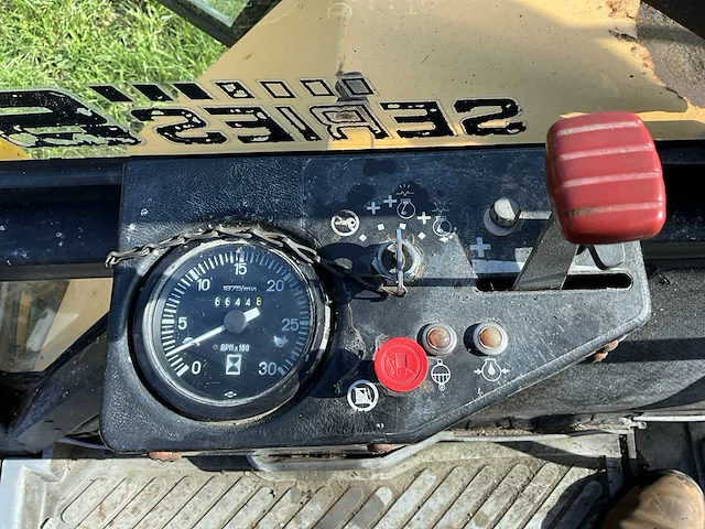 Mf 50h graaflaadmachine - afbeelding 9 van  37