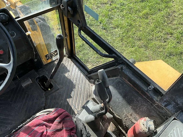 Mf 50h graaflaadmachine - afbeelding 14 van  37