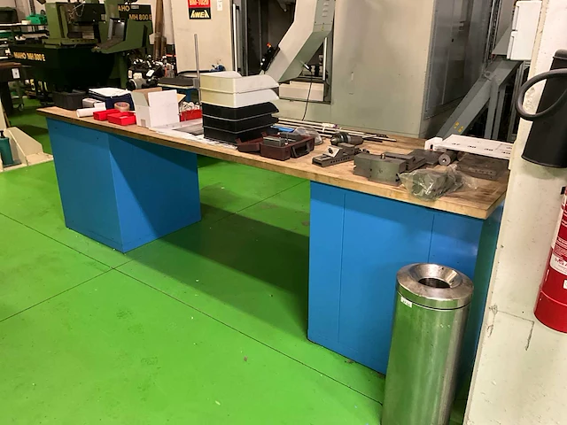 Mg ladekast zware uitvoering met inhoud (2x) - afbeelding 3 van  16
