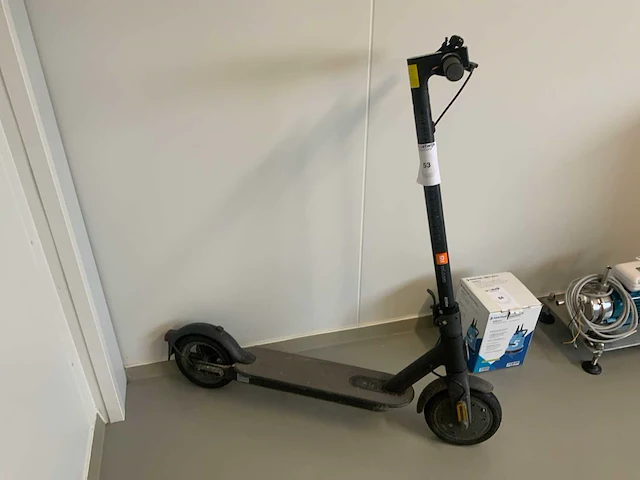 Mi elektrisch step - afbeelding 1 van  5