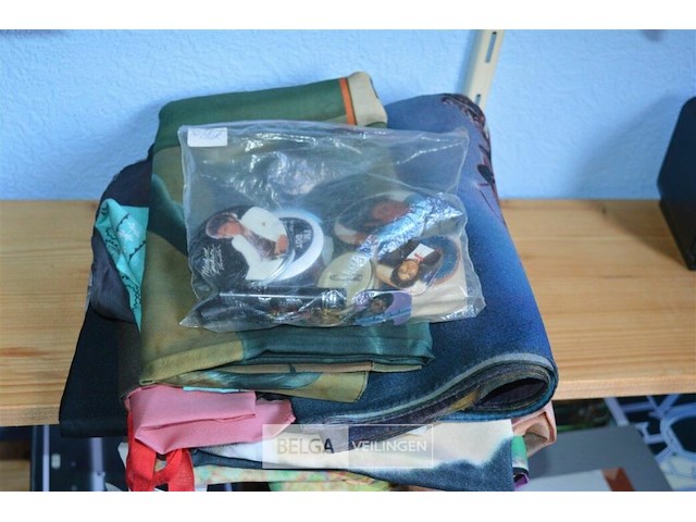 Micheal jackson div doeken en pins - afbeelding 1 van  2