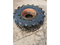 Michelin 18r19.5 xf double x – band op stalen velg - afbeelding 2 van  5