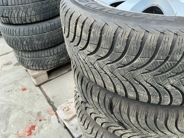 Michelin alpin autoband met aluminium velg (4x) - afbeelding 3 van  8