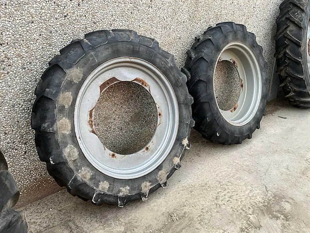 Michelin / continental band op velg (4x) - afbeelding 2 van  7