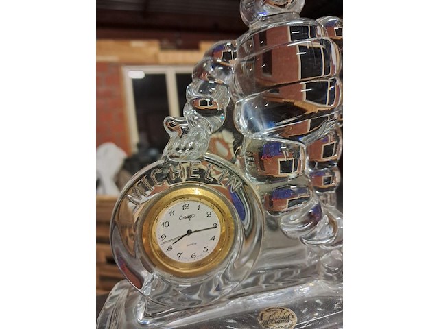 Michelin cristal met ingewerkte klok - afbeelding 4 van  8