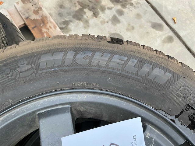 Michelin crossclimate autoband met volvo velg (3x) - afbeelding 12 van  12