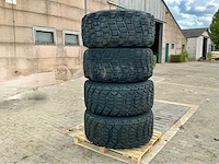 Michelin dubbele banden op velg (x4) - afbeelding 1 van  10