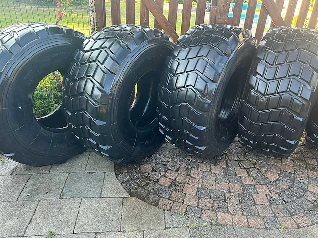 Michelin dumper banden (5x) - afbeelding 7 van  13
