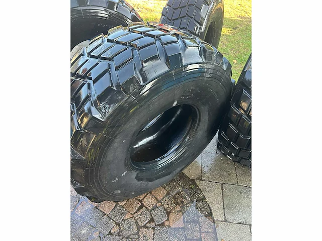 Michelin dumper banden (5x) - afbeelding 13 van  13