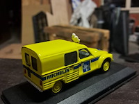 Michelin metalen auto - afbeelding 3 van  3