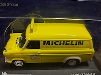 Michelin metalen auto - afbeelding 1 van  3