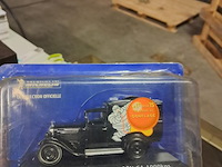Michelin metalen auto - afbeelding 3 van  3