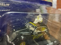 Michelin metalen auto - afbeelding 2 van  3