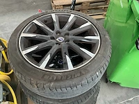 Michelin volvo autobanden (4x) - afbeelding 7 van  10
