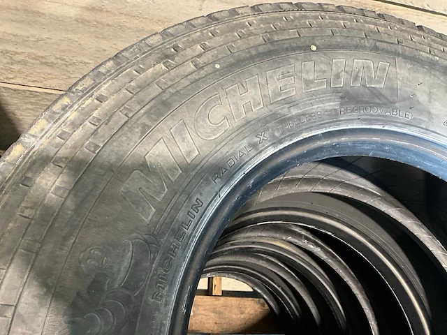 Michelin vrachtwagenbanden 315/80r22.5 (8x) - afbeelding 2 van  9
