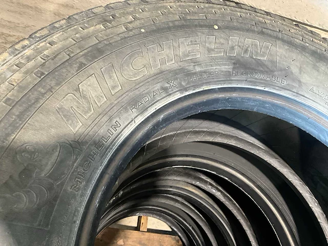 Michelin vrachtwagenbanden 315/80r22.5 (8x) - afbeelding 4 van  9