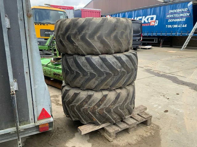 Michelin xmcl tractorbanden (4x) - afbeelding 1 van  5