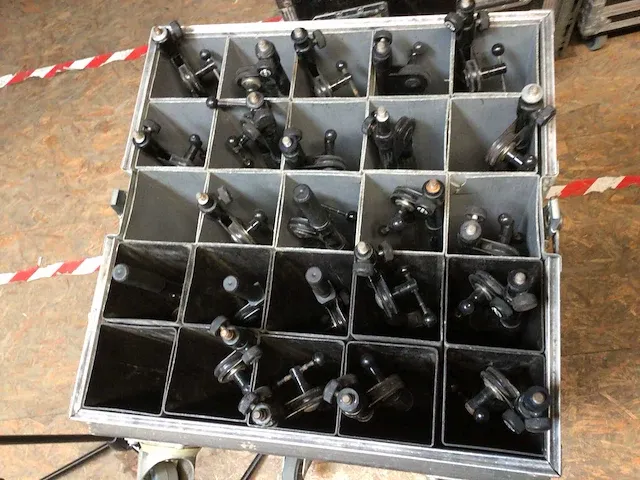 Microfoonstatief kit in flightcase 10x klein - 15x groot - afbeelding 2 van  2
